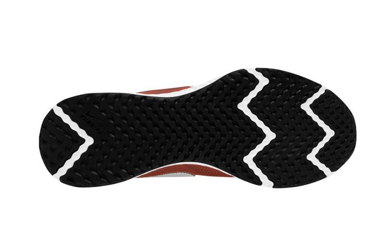 Nike Revolution 5 Extension Naranja Negro - Diseno Ligero